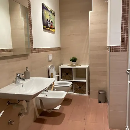 A Casa Di Viola - * La Morra